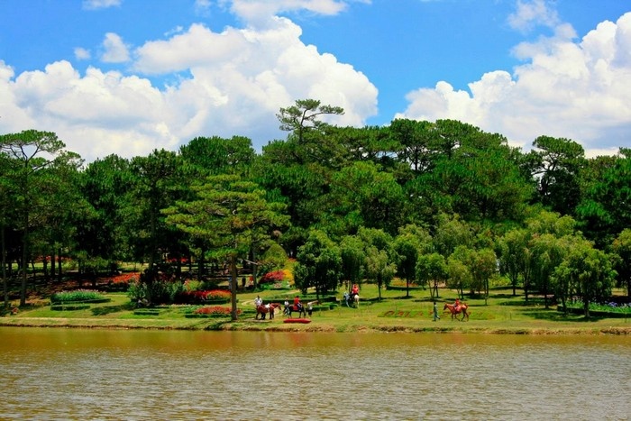 Những câu chuyện tình tại Đà Lạt