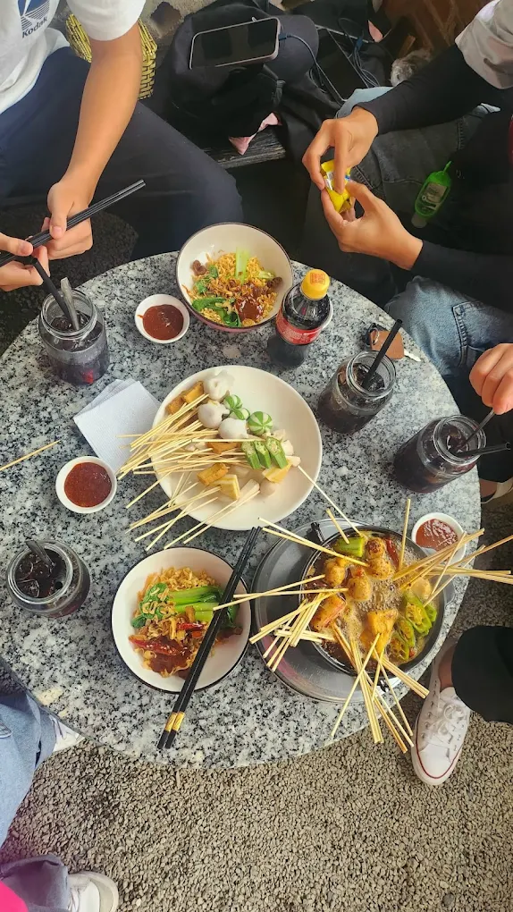 Tiệm Lẩu Nhúng 1K Lâu Đời Tại Đà Lạt