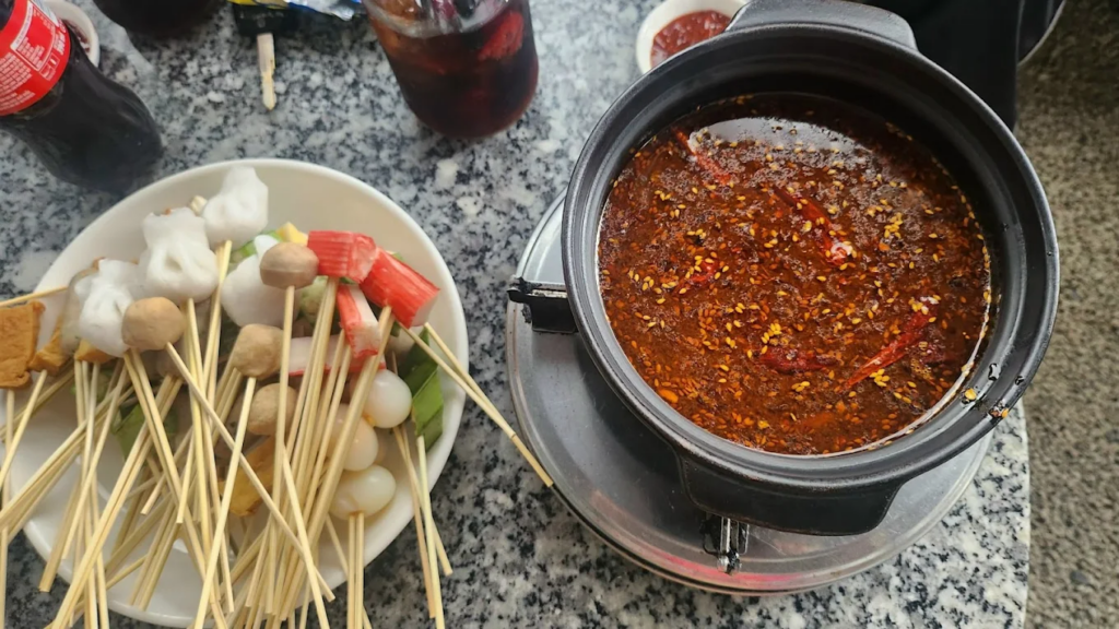 Tiệm Lẩu Nhúng 1K Lâu Đời Tại Đà Lạt