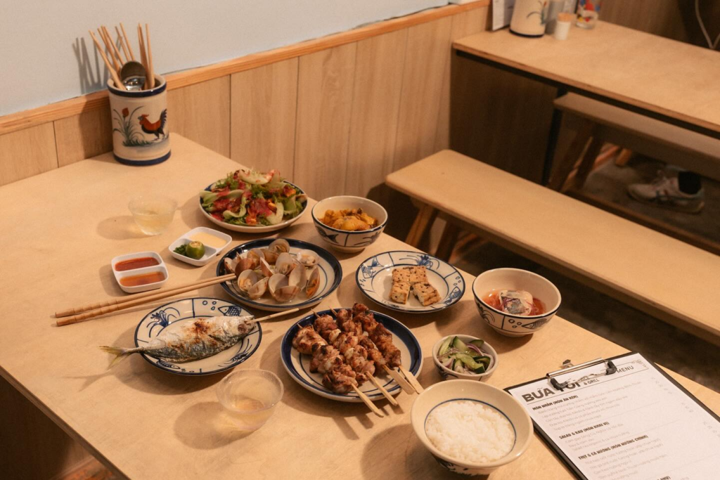 Top 4 Tiệm Cơm Ngon Chuẩn Vị Mẹ Nấu Tại Đà Lạt