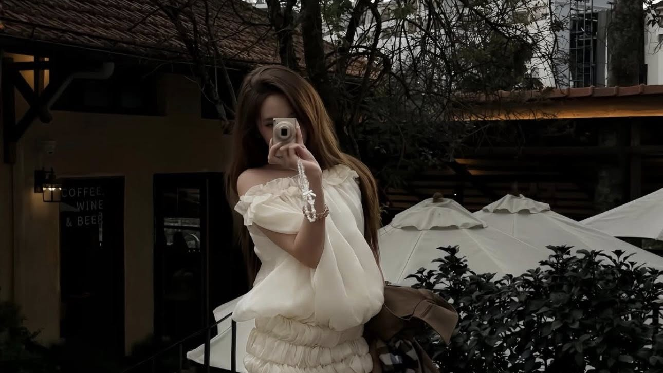 vì sao nên thuê đồ du lịch, tiệm cho thuê đồ đà lạt, thuê đồ đà lạt giá rẻ, xu hướng thuê quần áo, thuê váy dự tiệc đà lạt, thuê trang phục bùi thị xuân.
